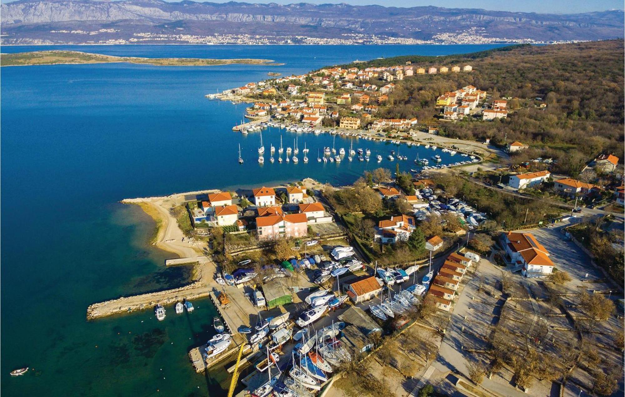 Gorgeous Apartment In Cizici With House Sea View Kültér fotó