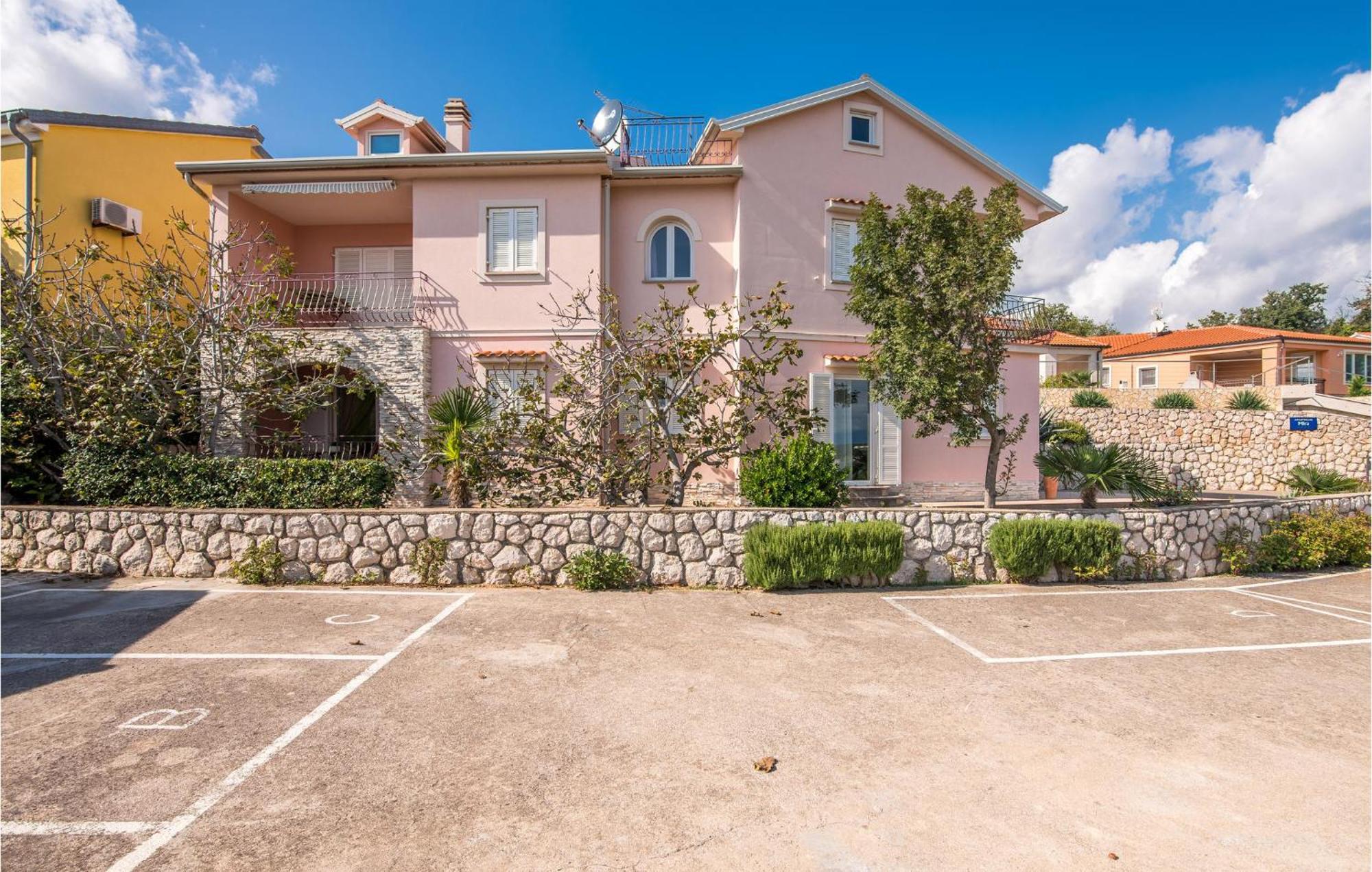 Gorgeous Apartment In Cizici With House Sea View Kültér fotó