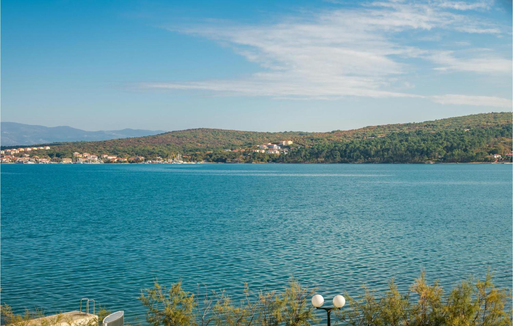Gorgeous Apartment In Cizici With House Sea View Kültér fotó