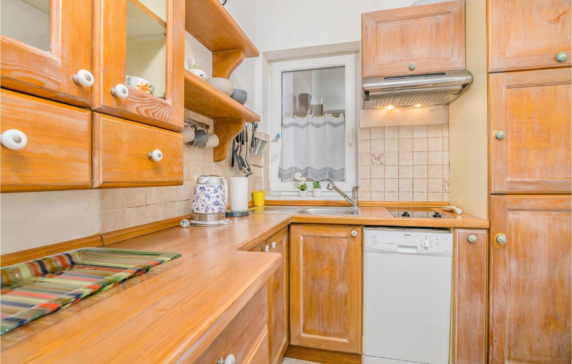 Gorgeous Apartment In Cizici With House Sea View Kültér fotó